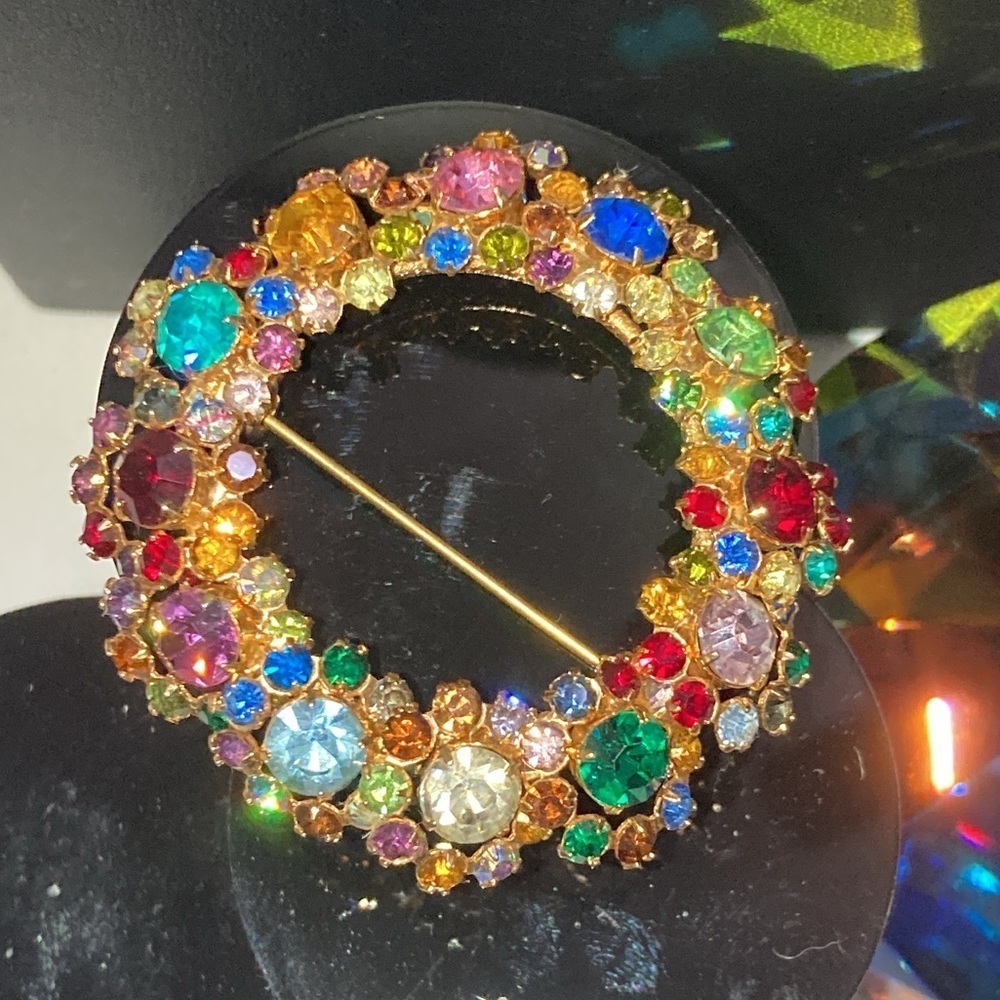 Multi color rhinestone brooch. Uranium glass. Vintage.